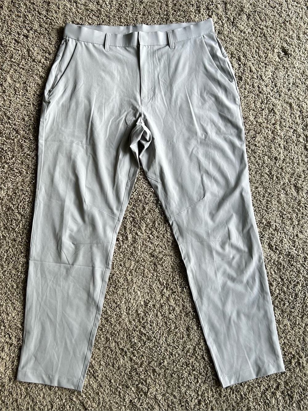 $94NWT Fabletics The Only Pants Mens 33x32 Fits35x29 Gray Chino 4Way Performance